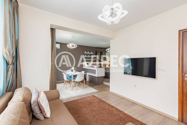 Тристаен апартамент, Варна, Гранд Мол Варна, 689961, Снимка 2