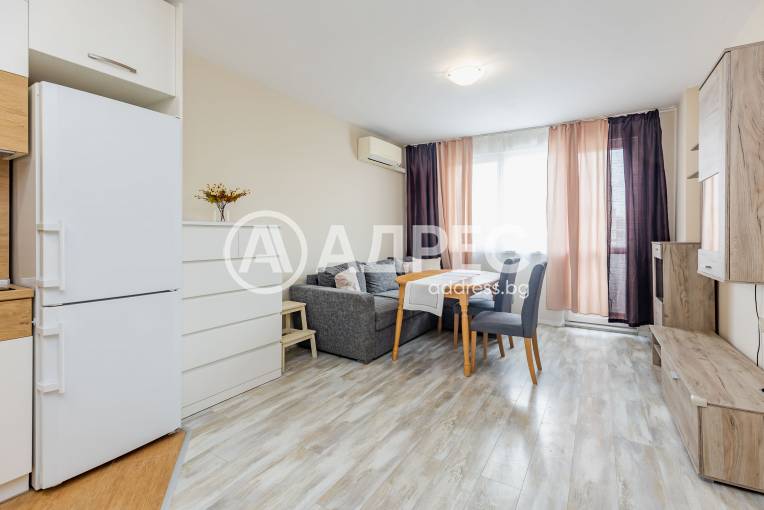 Двустаен апартамент, Варна, Колхозен пазар, 677962, Снимка 5