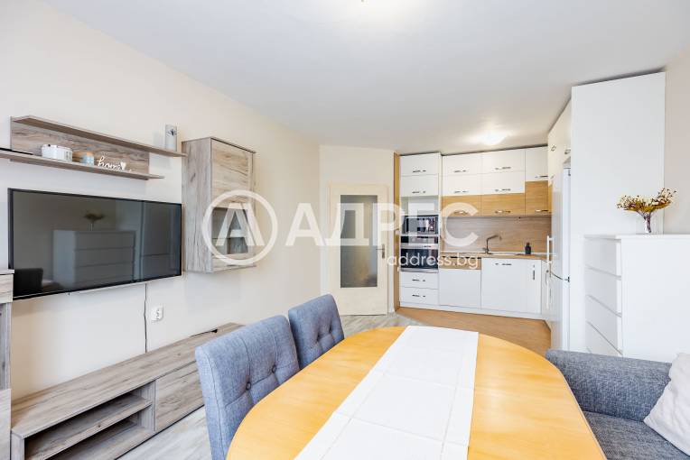 Двустаен апартамент, Варна, Колхозен пазар, 677962, Снимка 7