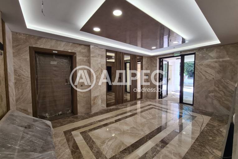 Тристаен апартамент, София, Кръстова вада, 504963, Снимка 1