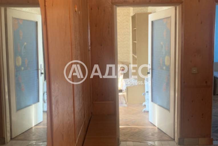 Двустаен апартамент, Благоевград, Орлова чука, 671963, Снимка 1