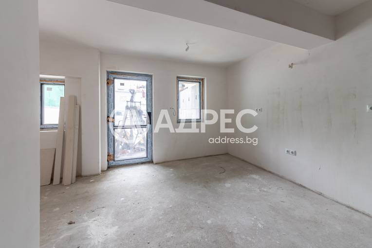 Търговски помещения, Варна, Цветен квартал, 670964, Снимка 2