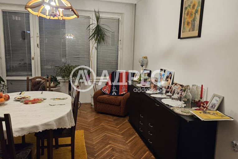 Многостаен апартамент, Варна, Нептун, 676964, Снимка 1