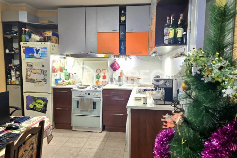 Двустаен апартамент, Варна, Изгрев, 677964, Снимка 1