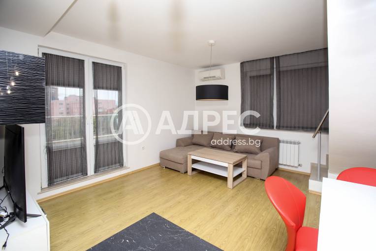 Тристаен апартамент, София, Център, 673966, Снимка 1