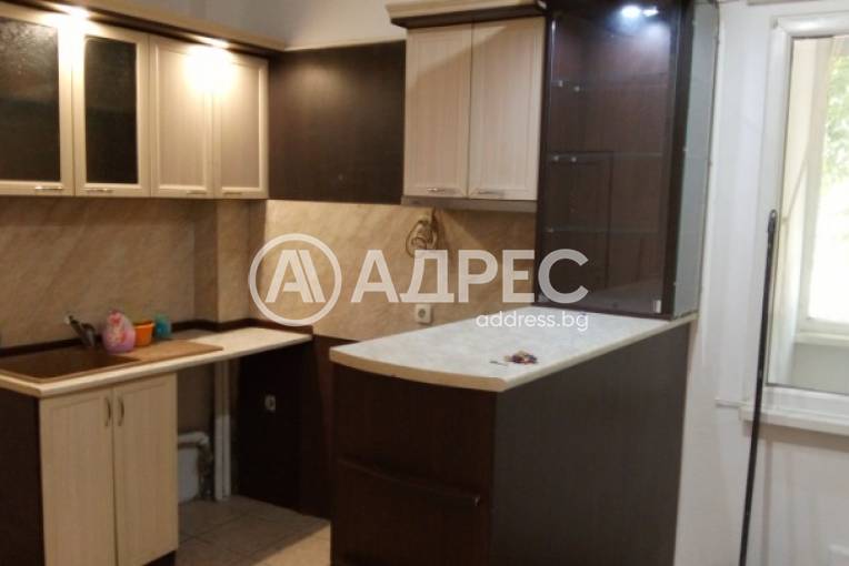 Тристаен апартамент, Пловдив, Тракия, 700966, Снимка 1