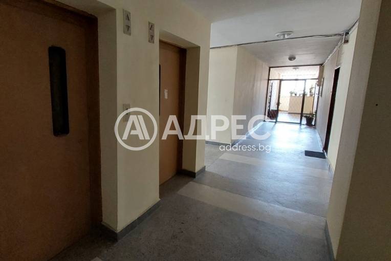 Тристаен апартамент, София, Хиподрума, 673967, Снимка 3