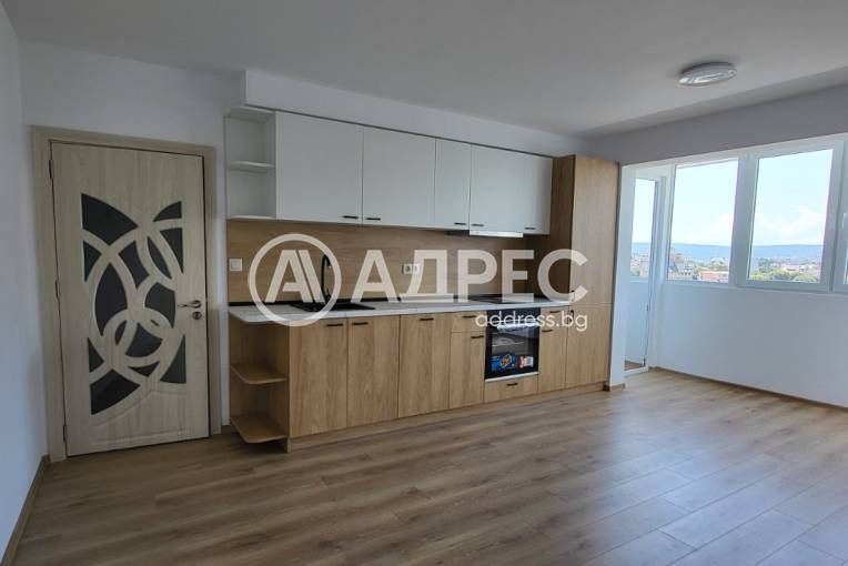 Тристаен апартамент, Варна, Трошево, 697967, Снимка 1