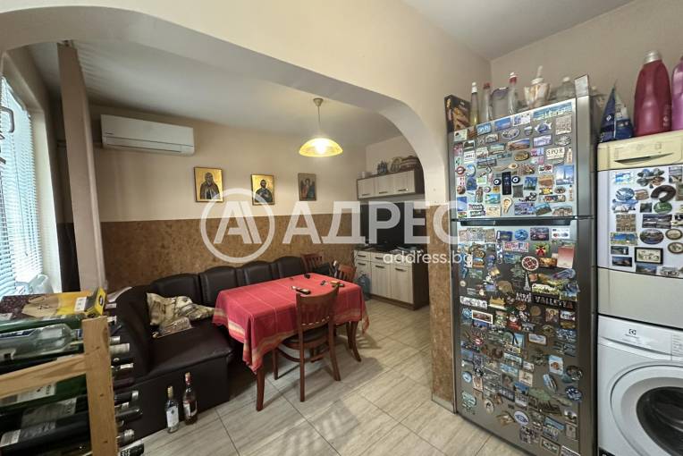 Тристаен апартамент, Плевен, 9-ти квартал, 664968, Снимка 1