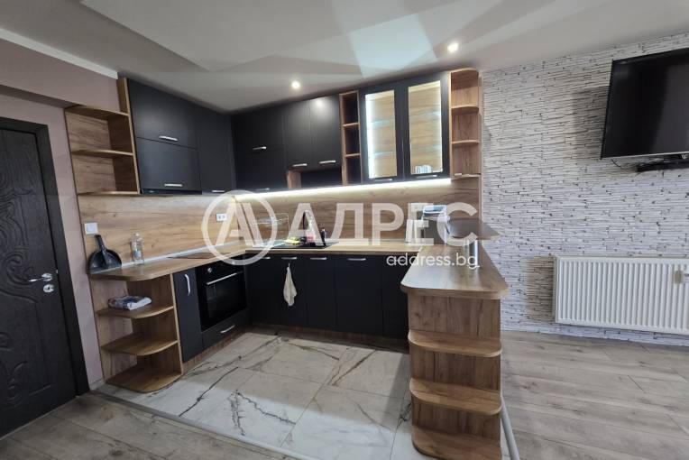 Тристаен апартамент, Плевен, Сторгозия, 693968, Снимка 1