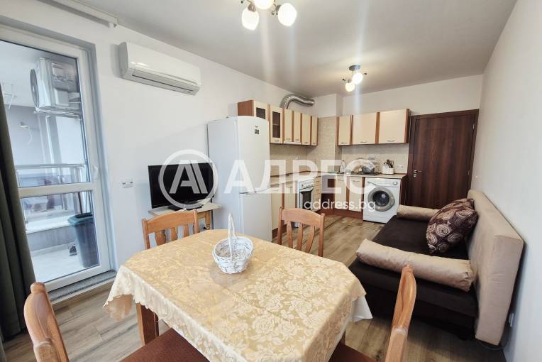 Двустаен апартамент, Варна, Погребите, 698968, Снимка 2
