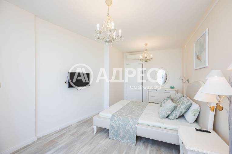 Двустаен апартамент, Варна, к.к. Чайка, 688970, Снимка 16