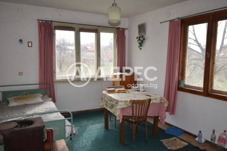 Къща/Вила, Пет могили, 611971, Снимка 4