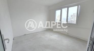 Двустаен апартамент, Плевен, Сторгозия, 681971