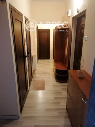 Тристаен апартамент, Велико Търново, Широк център, 679973, Снимка 1