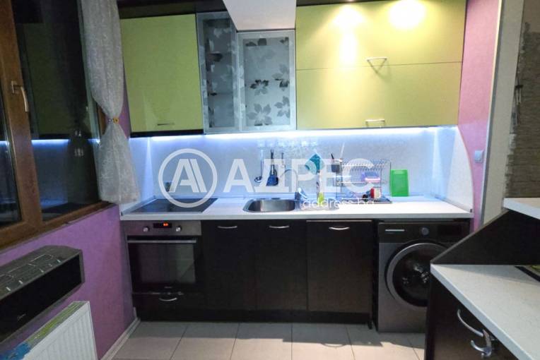 Тристаен апартамент, Велико Търново, Широк център, 679973, Снимка 6