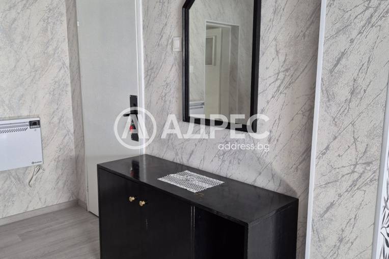 Двустаен апартамент, София, Гео Милев, 679974, Снимка 9