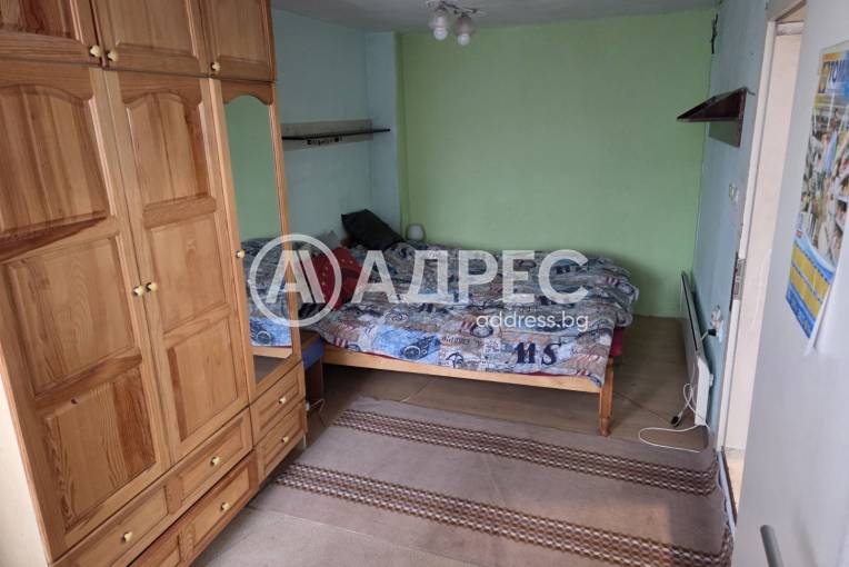 Етаж от къща, Варна, Автогара, 685974, Снимка 1