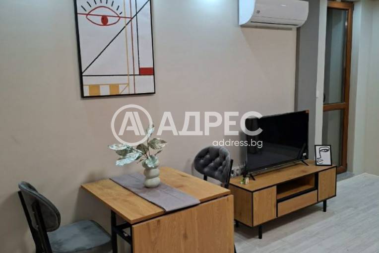 Двустаен апартамент, Пловдив, Кючук Париж, 695975, Снимка 1
