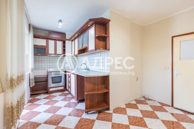 Тристаен апартамент, Варна, Завод Дружба, 677976, Снимка 1