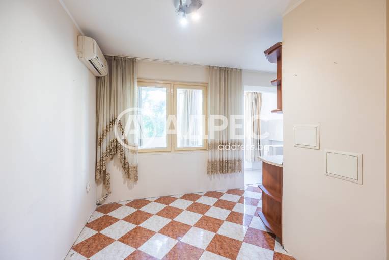 Тристаен апартамент, Варна, Завод Дружба, 677976, Снимка 7