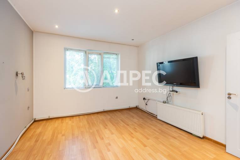 Тристаен апартамент, Варна, Базар "Левски", 658978, Снимка 2