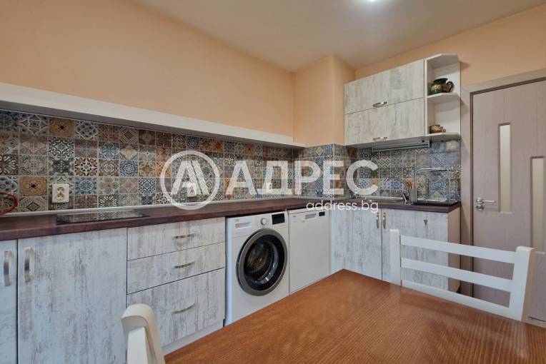 Тристаен апартамент, Русе, Широк център, 498980, Снимка 1