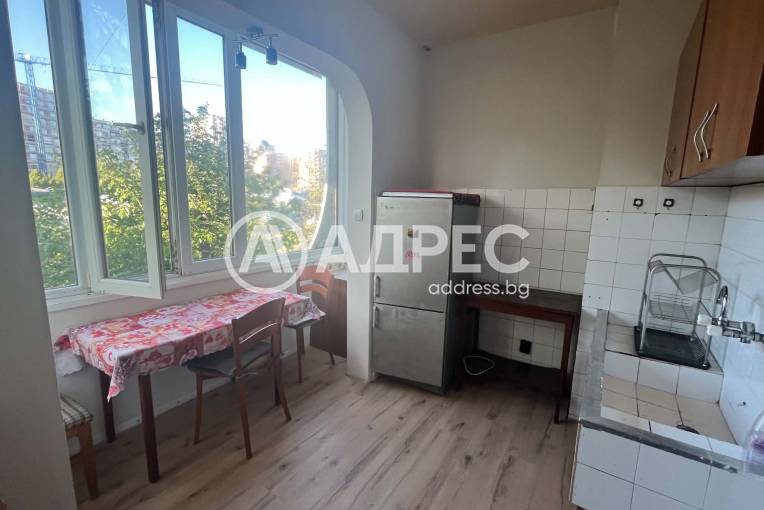 Двустаен апартамент, Варна, Младост 1, 693980, Снимка 2