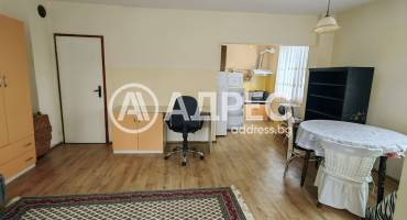 Двустаен апартамент, Варна, Цветен квартал, 676981, Снимка 1