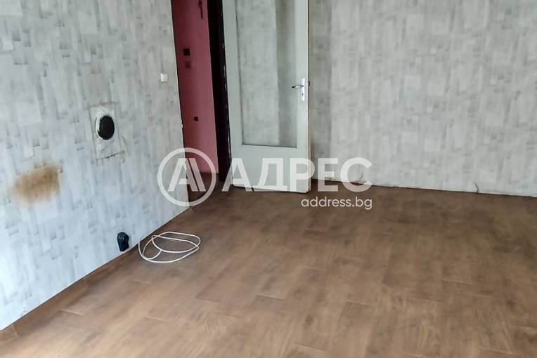 Двустаен апартамент, Троян, Христо Смирненски, 668982, Снимка 2