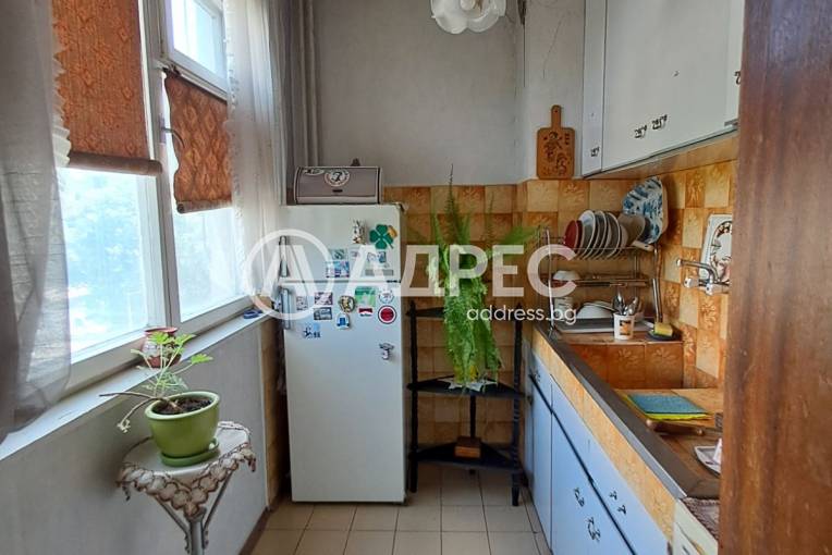 Многостаен апартамент, Варна, Автогара, 661983, Снимка 1