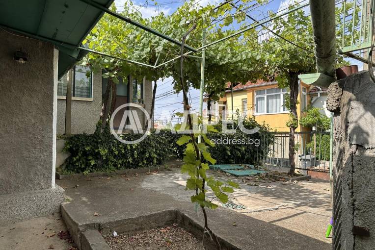 Къща/Вила, Плевен, 9-ти квартал, 658984, Снимка 4