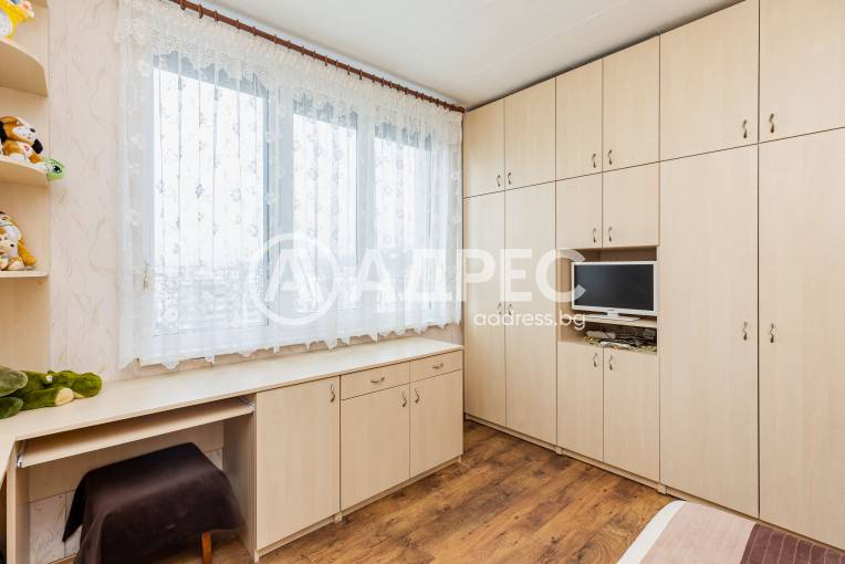 Многостаен апартамент, Варна, Възраждане 1, 681985, Снимка 14