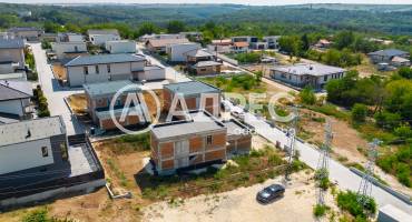 Къща/Вила, Плевен, Кайлъка, 658986, Снимка 4