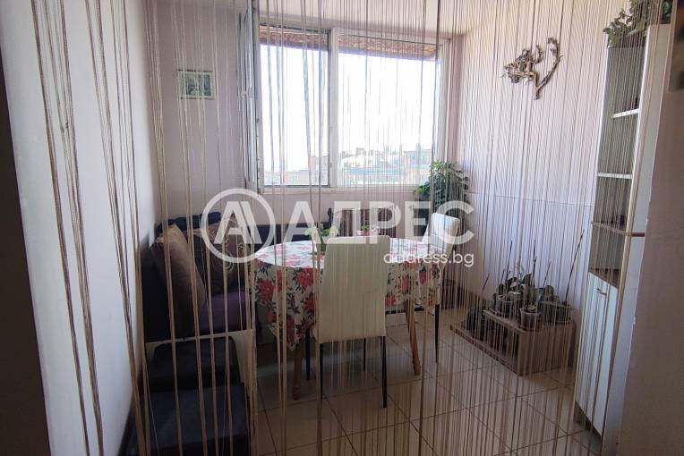 Многостаен апартамент, Бургас, Меден рудник - зона А, 663986, Снимка 2