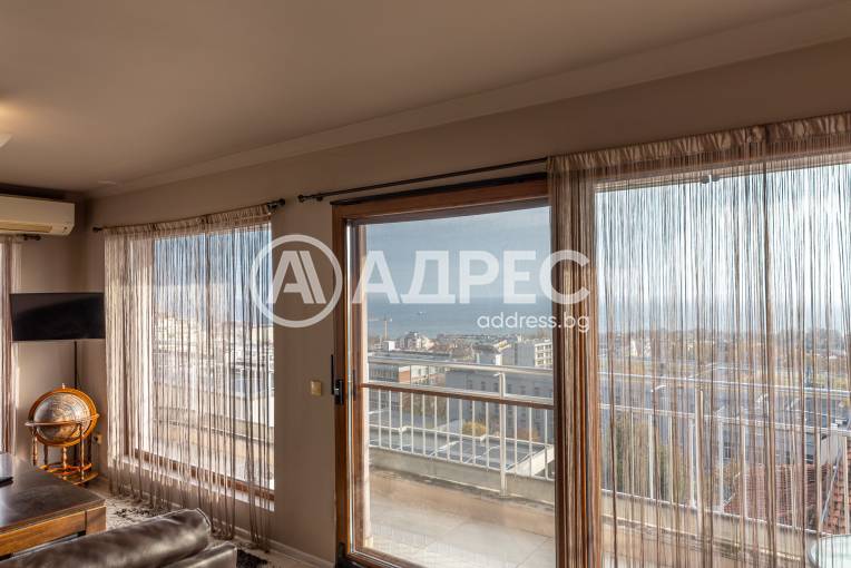 Двустаен апартамент, Варна, Бриз, 675986, Снимка 1