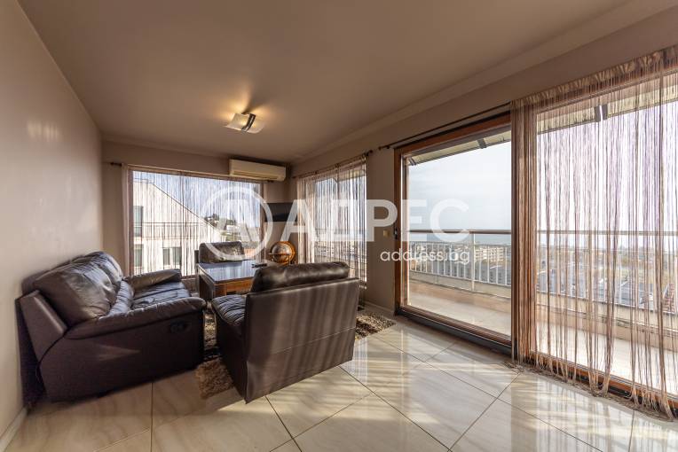 Двустаен апартамент, Варна, Бриз, 675986, Снимка 2