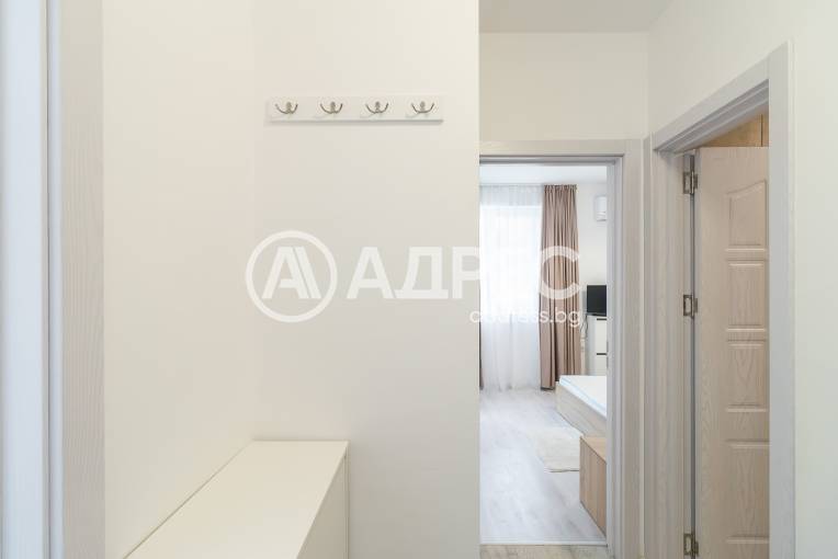 Двустаен апартамент, Варна, Възраждане 3, 677988, Снимка 9