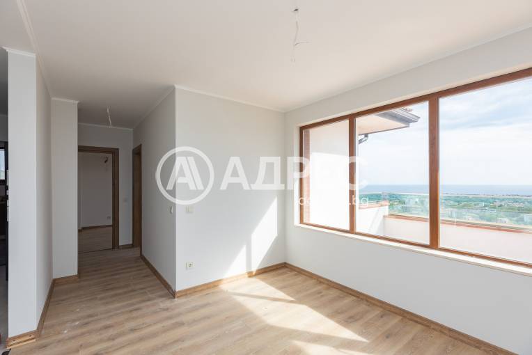 Многостаен апартамент, Варна, Виница, 651990, Снимка 2