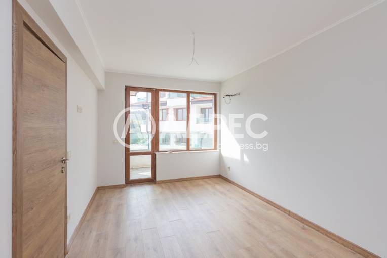 Многостаен апартамент, Варна, Виница, 651990, Снимка 4