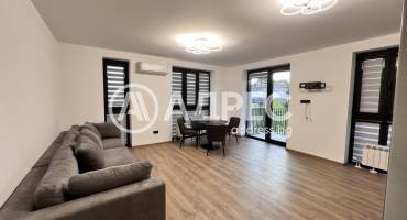 Тристаен апартамент, София, Красно село, 700990, Снимка 2