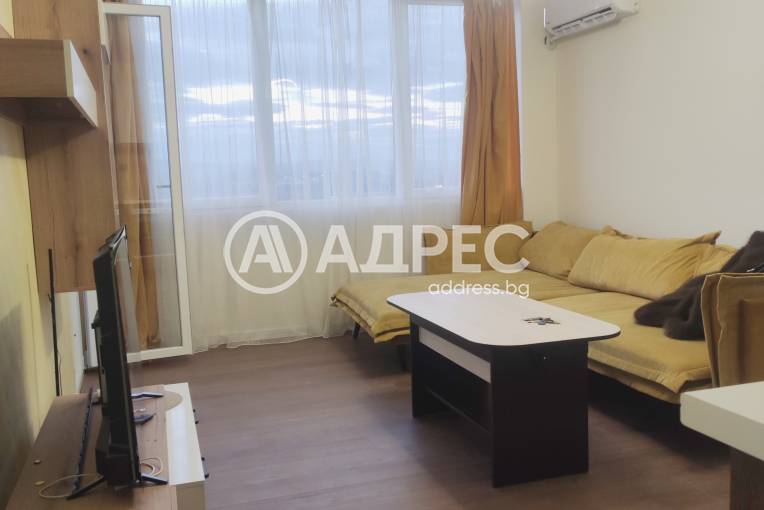 Тристаен апартамент, София, Надежда 1, 683991, Снимка 1