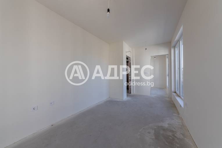 Двустаен апартамент, Варна, Възраждане 1, 691992, Снимка 2