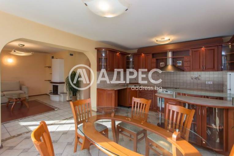 Тристаен апартамент, София, Бояна, 651994, Снимка 1