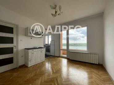 Тристаен апартамент, Русе, Център, 655995, Снимка 1