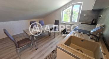 Етаж от къща, Варна, м-ст Траката, 659995, Снимка 2