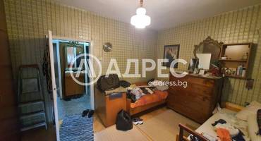 Тристаен апартамент, Благоевград, Център, 677995, Снимка 2