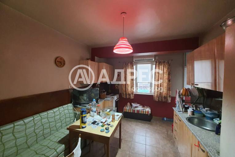 Тристаен апартамент, Благоевград, Център, 677995, Снимка 3