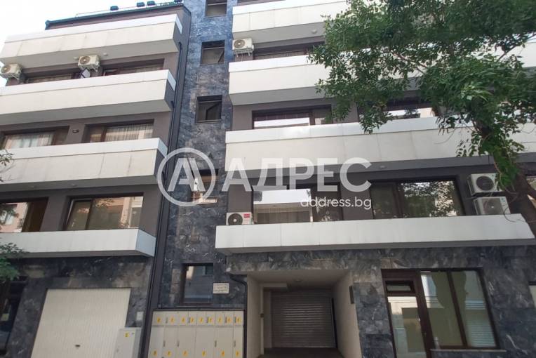 Паркомясто/Гаражна клетка, Варна, Лятно кино Тракия, 679995, Снимка 1