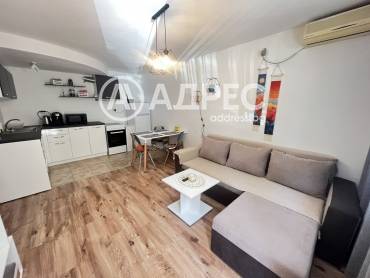 Двустаен апартамент, Варна, к.к. Чайка, 695996, Снимка 1